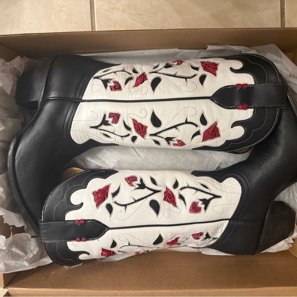 Idyllwind Women’s Rosey Black Western Boots- snip toe - Picture 12 of 12